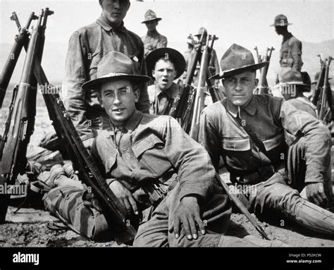  Fotodrama de la Guerra Hispano-Americana: Um Retrato Desenfreado da História em Movimento!